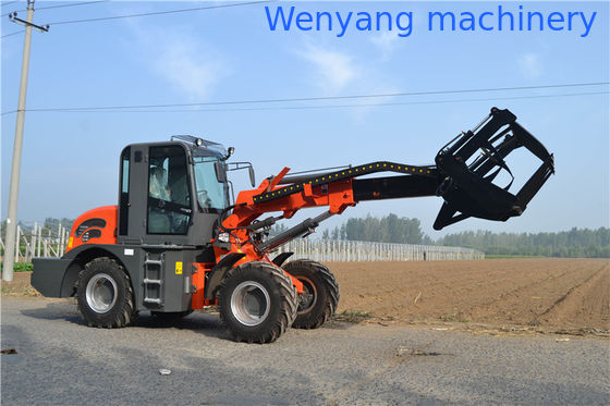 Chine Chargeuse sur pneus à flèche télescopique et godet de 0,8 m3, 2 tonnes, avec une hauteur de levage maximale de 5100 mm fournisseur