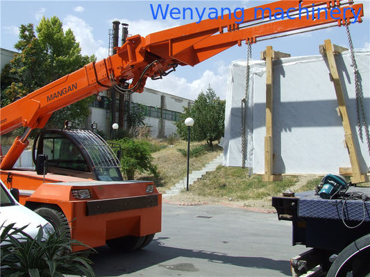 Grue télescopique de manutention de pierres de 12 tonnes pour le chargement de blocs de marbre fournisseur