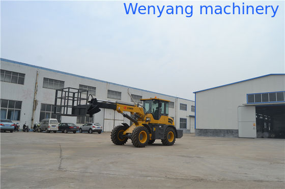 WY3000 hauteur de levage 5,4 m chariot élévateur télescopique avec plateforme de travail fournisseur