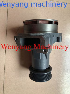 Parties détachées de moteur Weichai WD10G220E13 assemblage de pompe à eau 612600060307 fournisseur