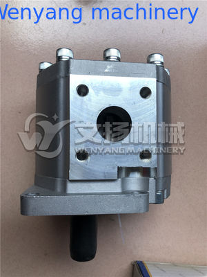 Pièces de rechange d'origine pour chargeuse sur pneus XCMG ZL30G, pièces de rechange de transmission 803092893 fournisseur